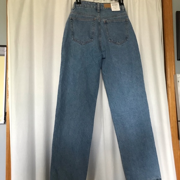 Cotton On Asymmetric Jeans - Picture 9 of 9